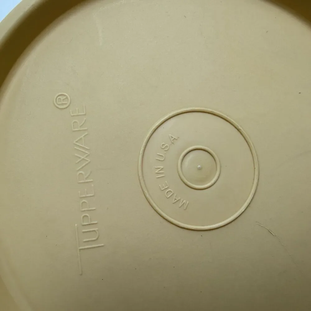 Tupperware vintage little
